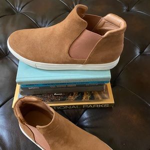 Coconuts by Matisse size 8.5 slip on sneakers